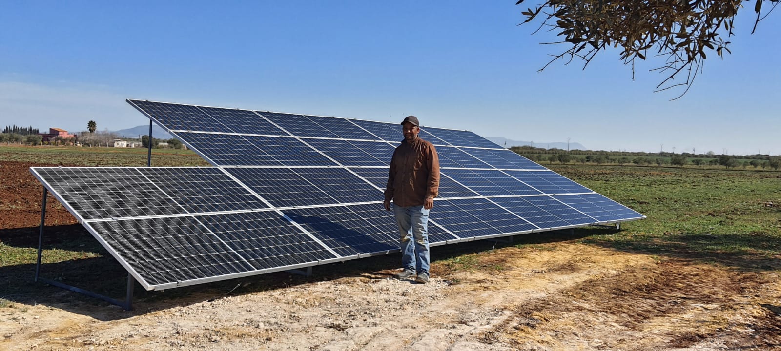Panneaux solaires pour pompage d'eau