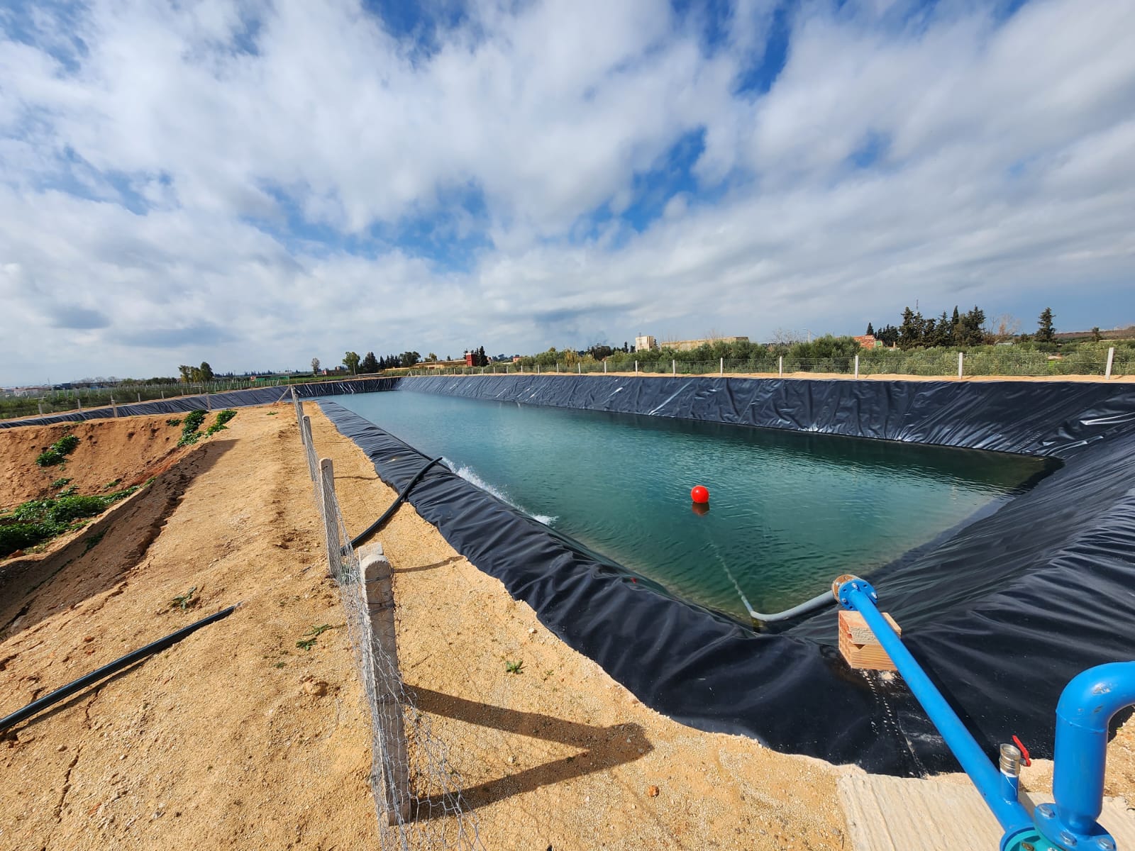 Bassin de stockage d'eau